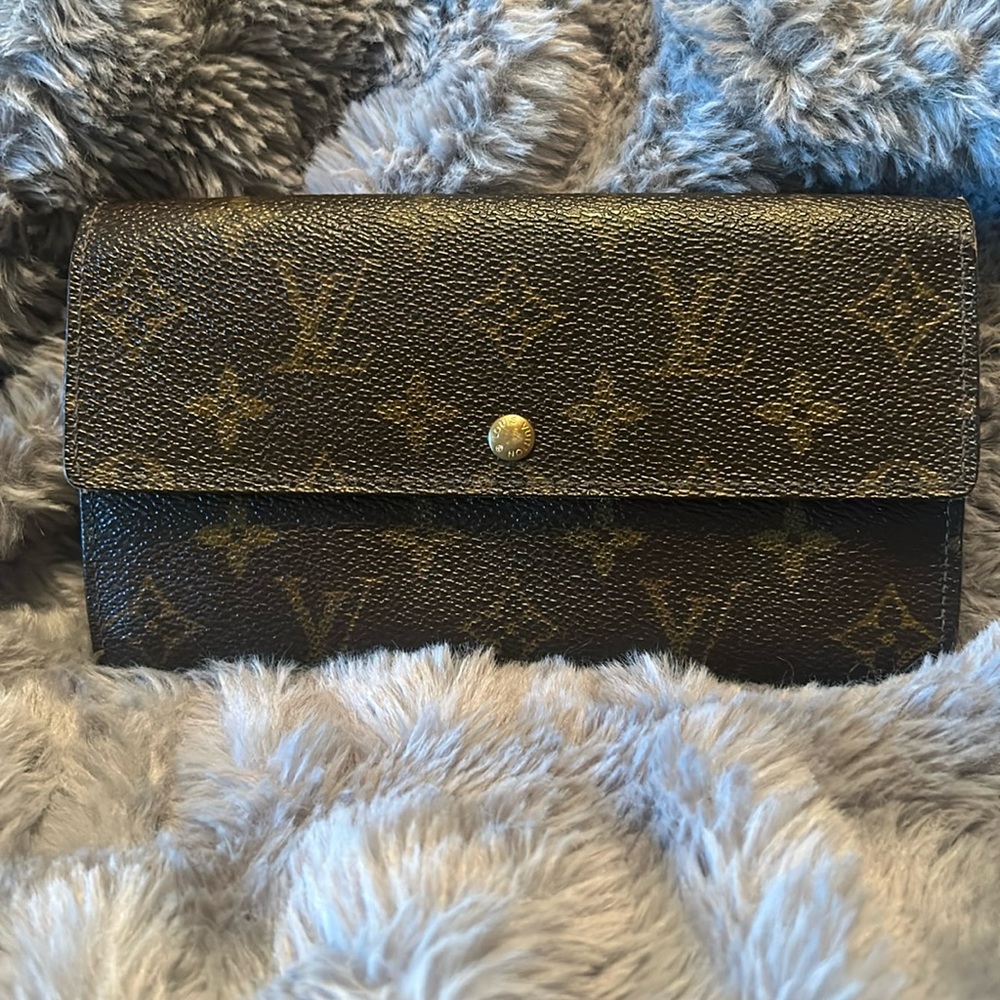 Louis Vuitton Monogram Wallet
